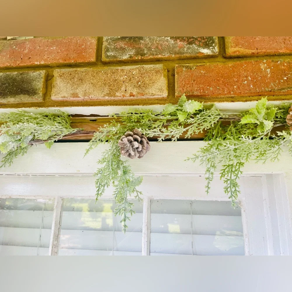 *Frosted Woodland Cedar Garland